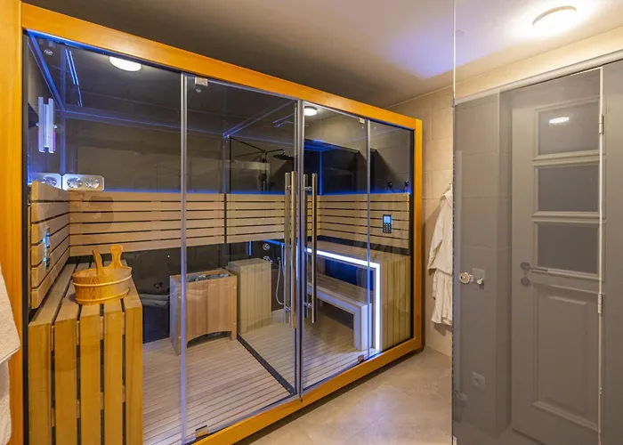 72 - 21 By Interhome *